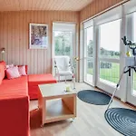 Four-bedroom In Holiday home *
