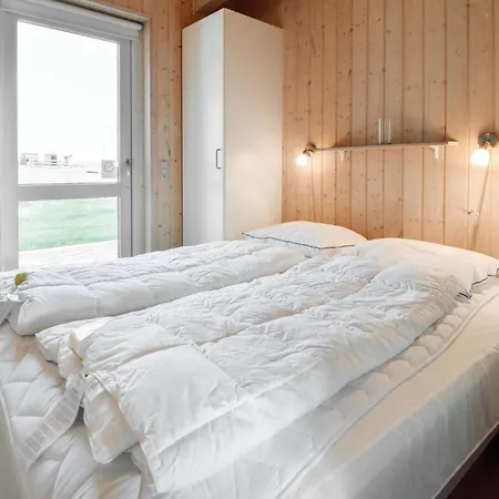 Stunning Home In Faaborg With Wifi *