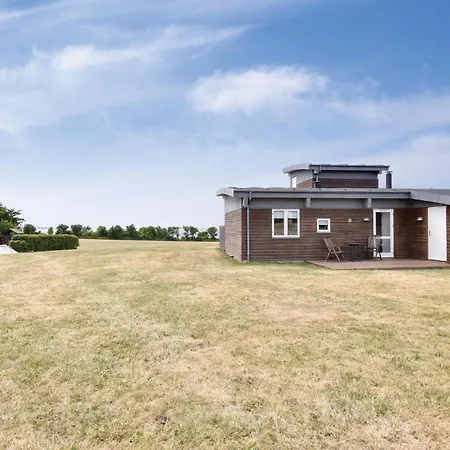 Stunning In Faaborg With Wifi Holiday home